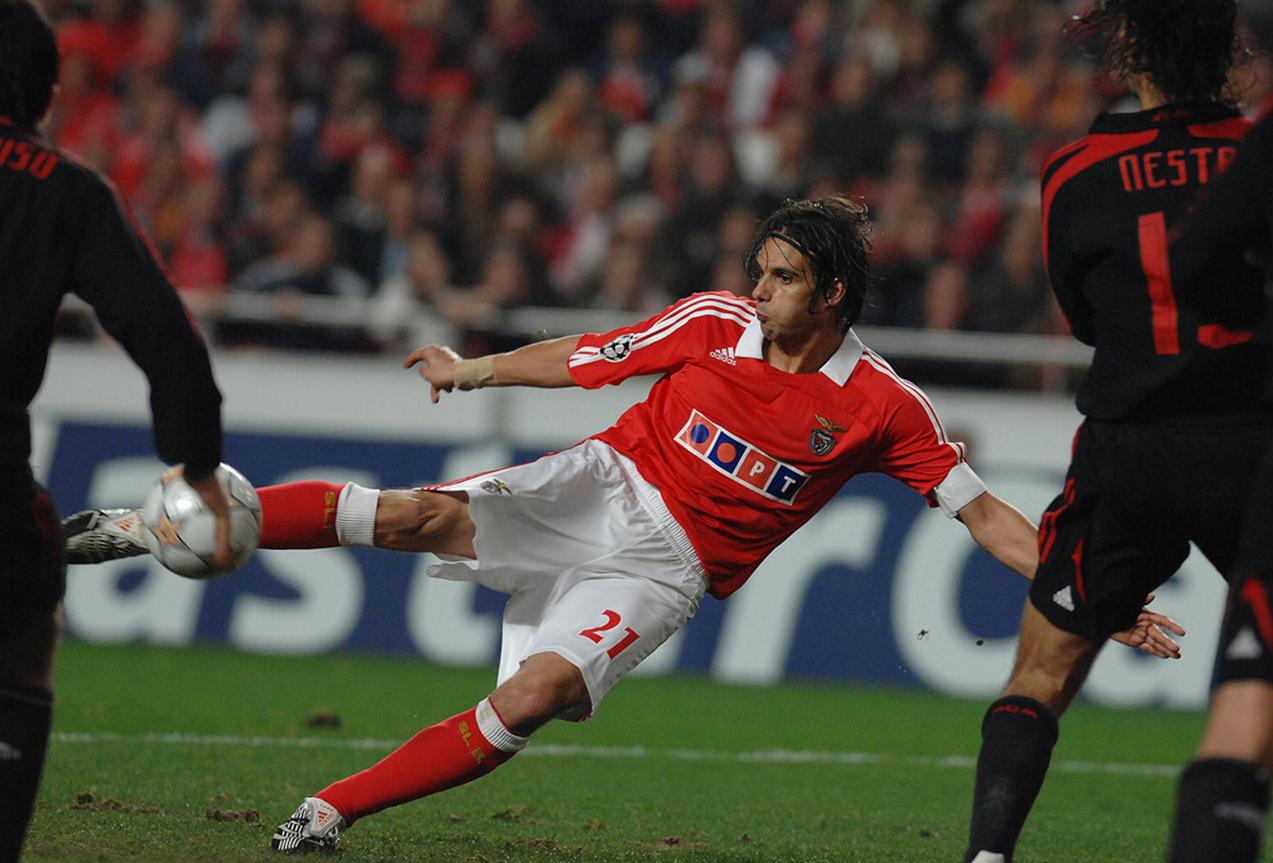 0_1525282406052_Adeus-Nuno-Gomes-Benfica-2011_Aposta-X.jpg