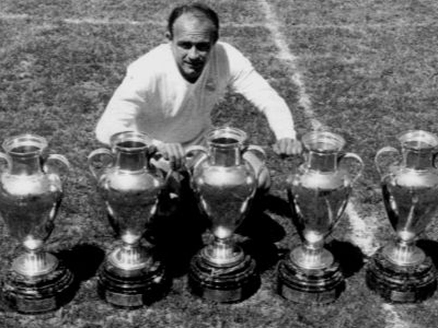 alfredo-di-stefano-1960.jpg